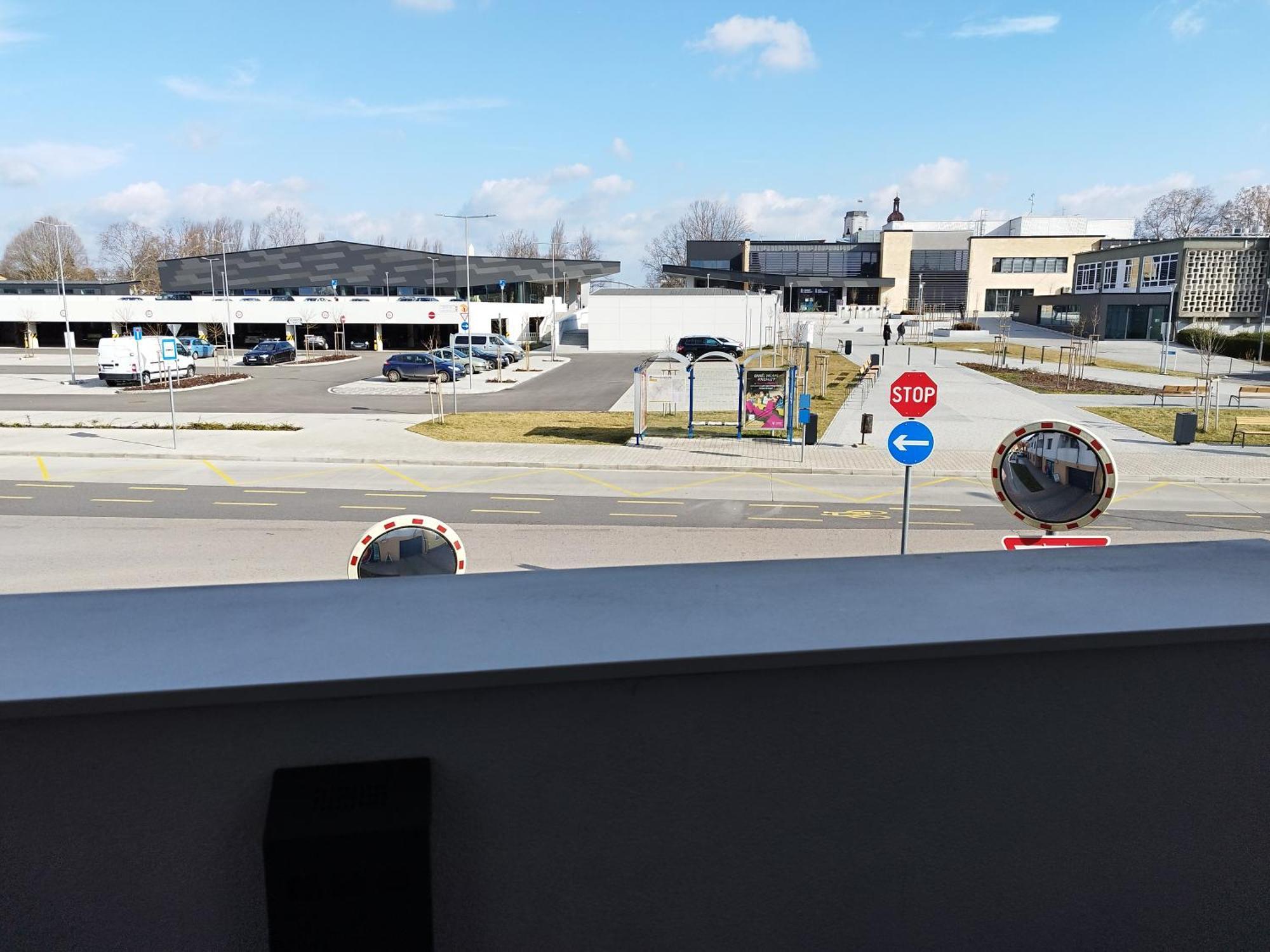Hid19 Apartman Gyor Belvaros-Free Parking-Terrace Az Rq Vizi Elmenypark Es Gyogyfuerdonel Dış mekan fotoğraf
